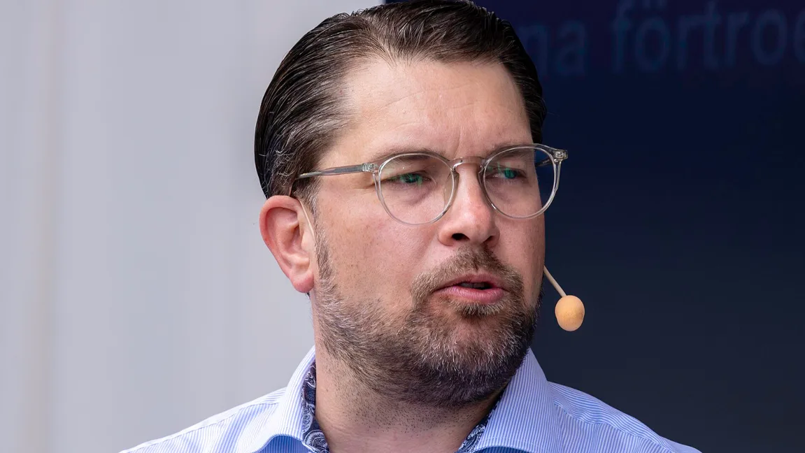 Jimmie Åkesson har dementerat att SD ändrat hållning i regeringsfrågan. Foto: Bene Riobó, CC BY-SA 4.0, via Wikimedia Commons