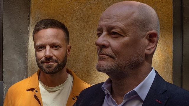 Johannes Wahlström och Jan Persson är författare till boken Klanerna. Foto: Pressbild Mondial