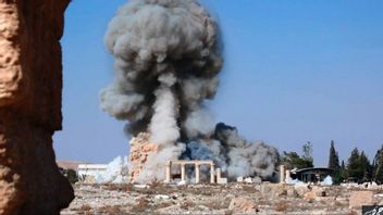 ISIS spränger sönder det 2000 år gamla templet för Baalshamin i Palmyra 2015 Foto: AP