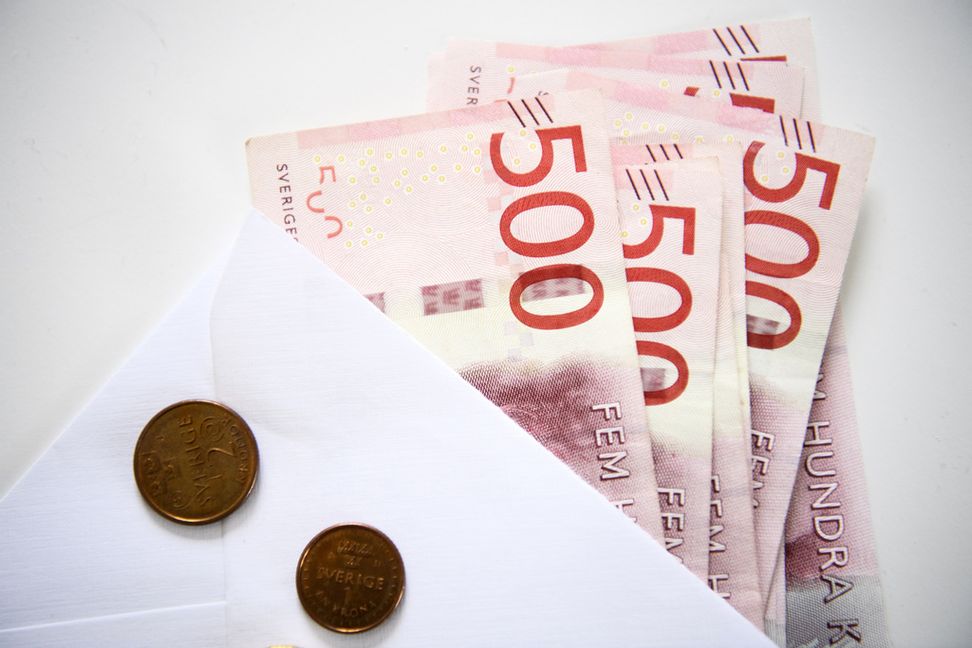 En kvinna krävs på 150.000 kronor för felaktigt utbetald sjukpenning. Arkivbild. Foto: Henrik Montgomery/TT
