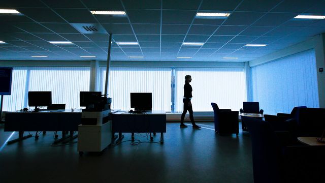 Genrebild. Nio chefer har lämnat Investors fastighetsbolag Vectura efter kritik mot arbetsmiljön. Personen på bilden har ingenting med artikeln att göra. Foto: Petra Älvstrand/TT