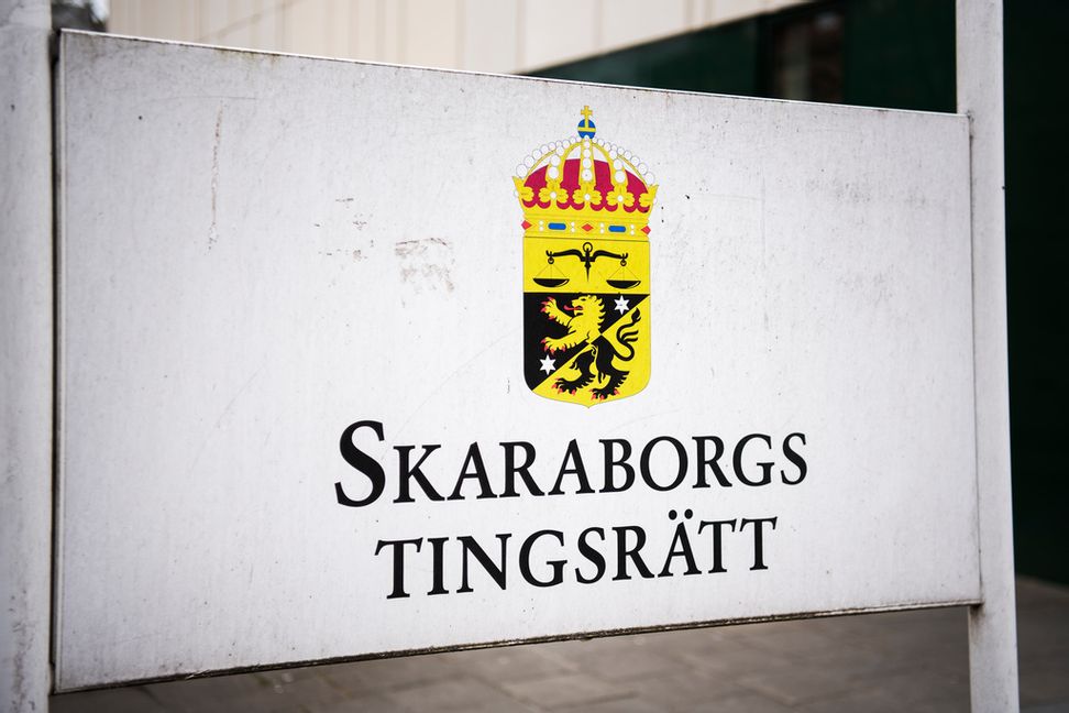 Vid fällande dom riskerar den försvarsanställda mannen att förlora sin anställning. Arkivbild. Viktoria Bank/TT