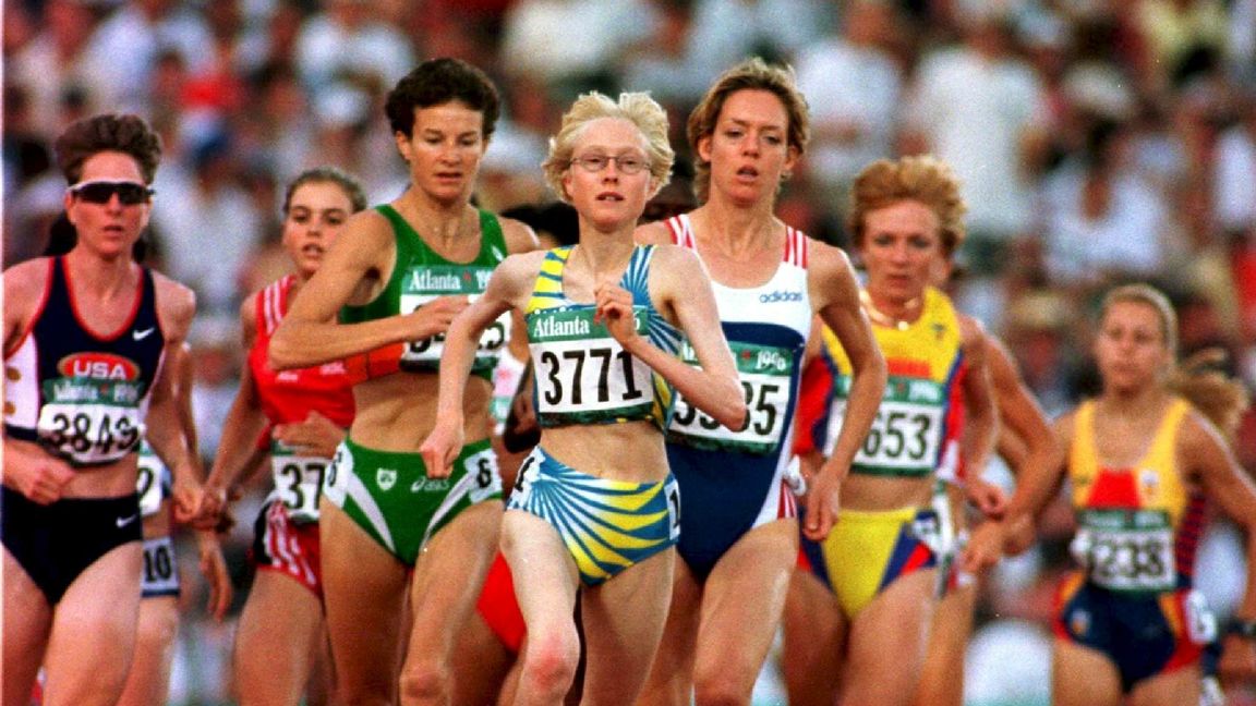 Sara Wedlund under ett 5000-meterslopp i OS i Atlanda 1996. Foto: Tobias Röstlund/TT