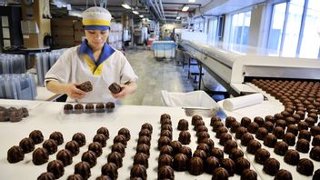 Produktionen av Mums-mums har för låg lönsamhet. Därför vill Cloetta använda personalen till andra arbetsuppgifter. Foto: Jessica Gow / TT 