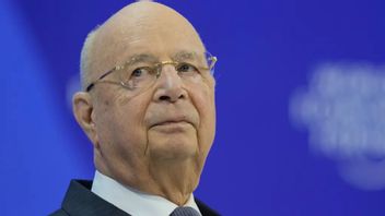 Klaus Schwab, en vital 87-åring lagd för ”pinsamheter” Foto: Markus Schreiber AP/TT