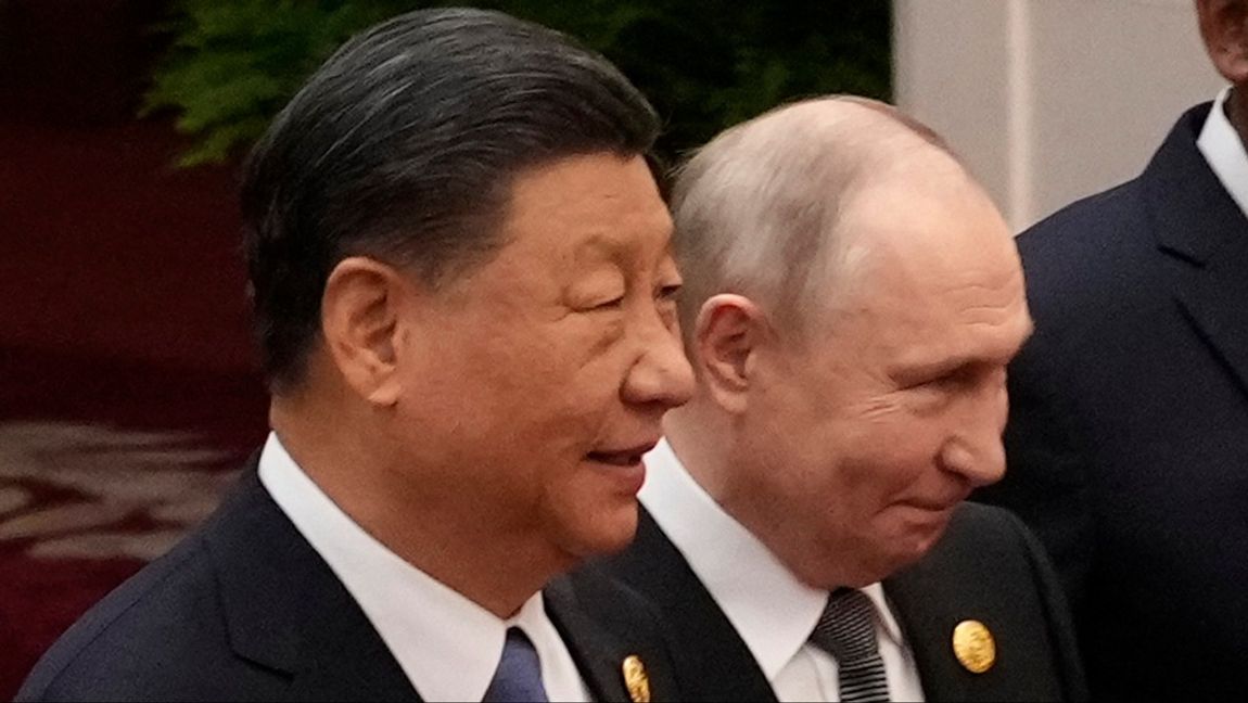 Möjligtvis en fnurra på tråden. På bilden Kinas president Xi Jinping och Rysslands president Vladimir Putin. Arkivbild. Foto: SUO TAKEKUMA/AP/TT