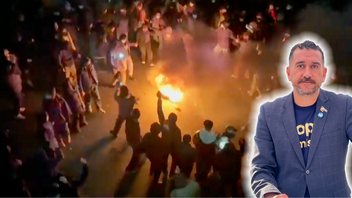 Stora delar av Irans internet har stängts ned, men utsmugglade bilder visar på kraftiga regimkritiska protester. Foto: Anonym / AP / TT