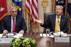 USA president Donald Trump med Ungerns premiärminister Viktor Orbán i Vita huset på fredagen. Foto: Evan Vucci/AP/TT