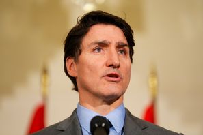 Kanadas premiärminister Justin Trudeau lovar svarstullar mot USA. Bild från i söndags. Sean Kilpatrick/AP/TT