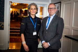 Lena Lindgren Schelin, generaldirektör för Kustbevakningen och Johan Norlén, marinchef, samband med Folk och försvars rikskonferens i Sälen. Pontus Lundahl/TT