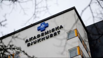 Personerna arbetar på samma avdelning på Akademiska sjukhuset i Uppsala. Arkivbild Christine Olsson/TT