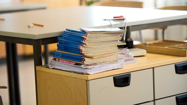 En skolanställd har tagits ur tjänst då denne är anhörig till en gängkriminell. Foto: Fredrik Sandberg//TT