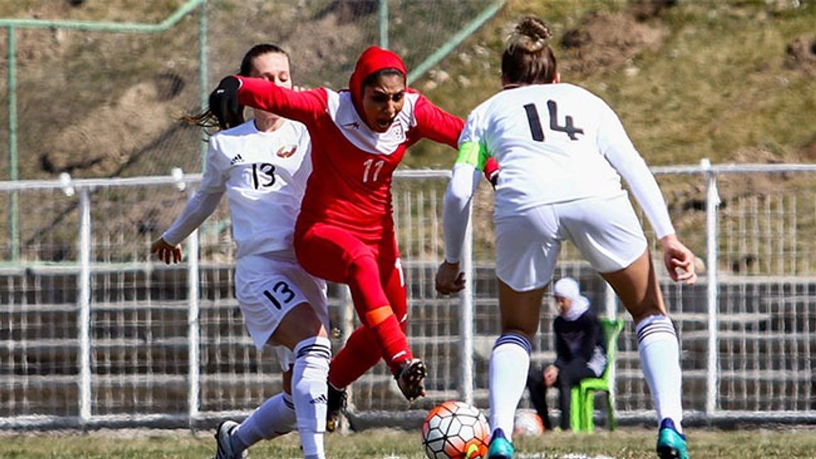 Irans damlandslag i match mot Belarus 2019. Bild: MojNews/CC BY 4.0