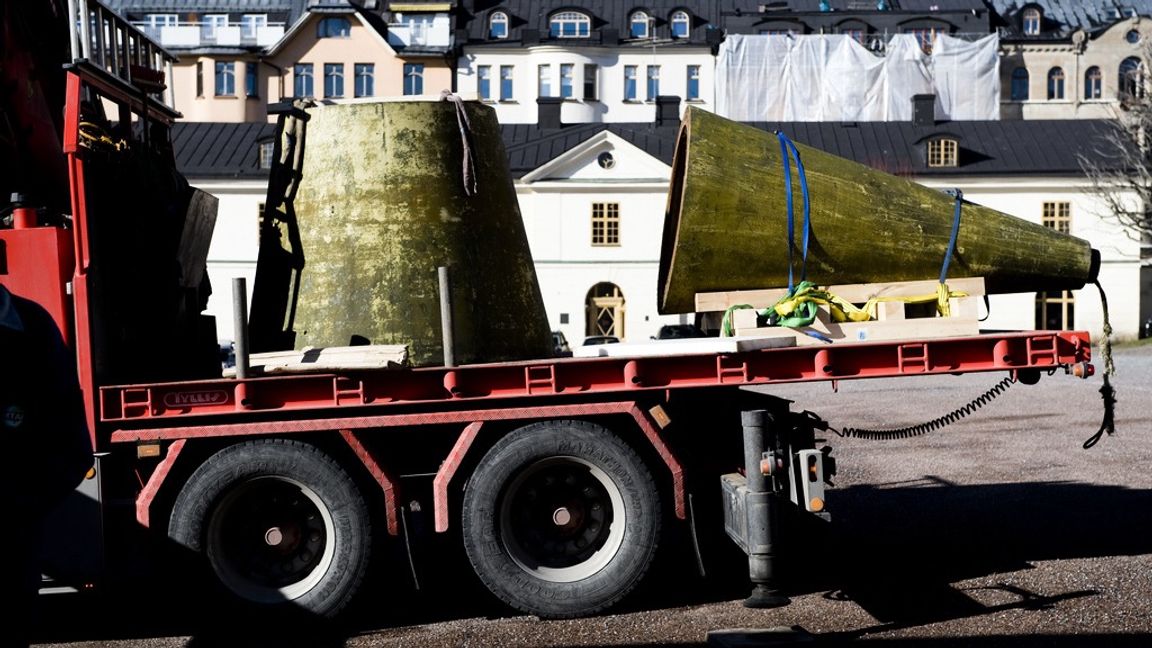Självfallet måste Sverige ha möjlighet att snabbt agera om det blir krig, även i frågor som att tillåta kärnvapen. Foto: PONTUS LUNDAHL / TT