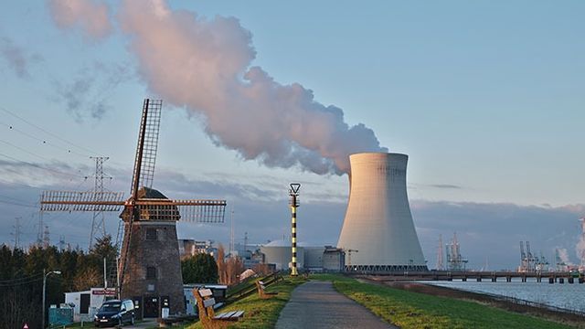 Kärnkraftverket i Doel, Belgien. Bild: Trougnouf/CC BY 4.0
