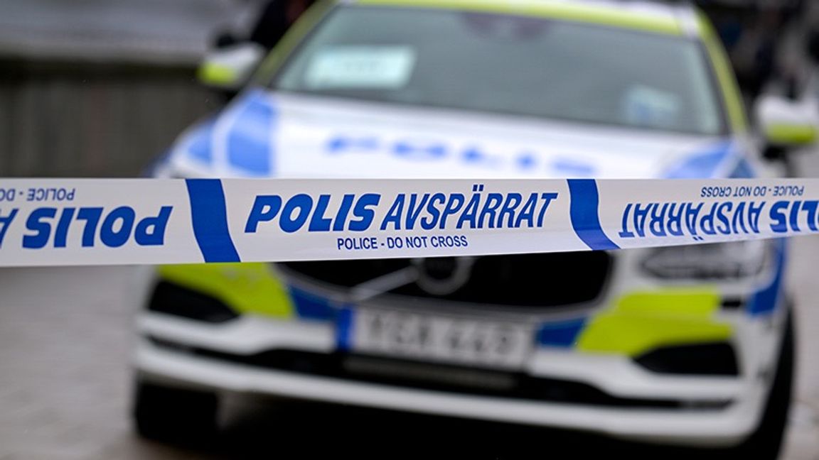 En polisinsats pågår mot Sis-hem i Fagersta. Foto: 	Janerik Henriksson/TT