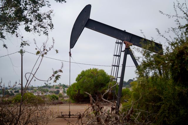 Olja pumpas upp. Arkivbild. Foto: Eric Thayer/AP/TT