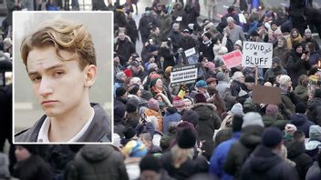 Tusentals deltog i lördagens demonstrationer mot vaccinpass och andra restriktioner. Foto: Björn Larsson Rosvall/TT