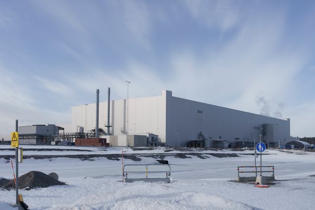 Knappt en tredjedel av medarbetarna får jobba kvar på Northvolts batterifabrik i Skellefteå enligt besked tidigare i veckan. Arkivbild. Foto: Jonas Westling/TT