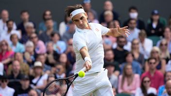 Roger Federer siktar på comeback till sommaren. Men förväntar sig inte att vara tillbaka i tid för sin favoritturnering Wimbledon – som han vunnit åtta gånger. Foto: Kirsty Wigglesworth/AP