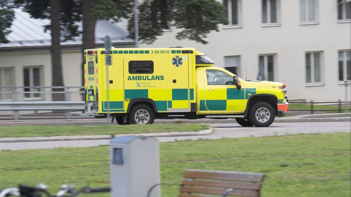 Ambulansen bedömde mannens smärta som muskulär - dagen efter var han tvungen att amputera benet. Arkivbild. Foto: FREDRIK SANDBERG/TT