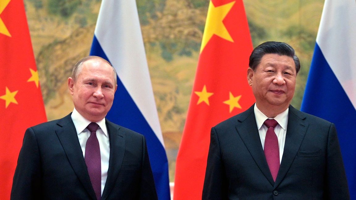 Den ryska presidenten Vladimir Putin och den kinesiske presidenten Xi Jinping. Foto: Alexei Druzhinin/AP/TT