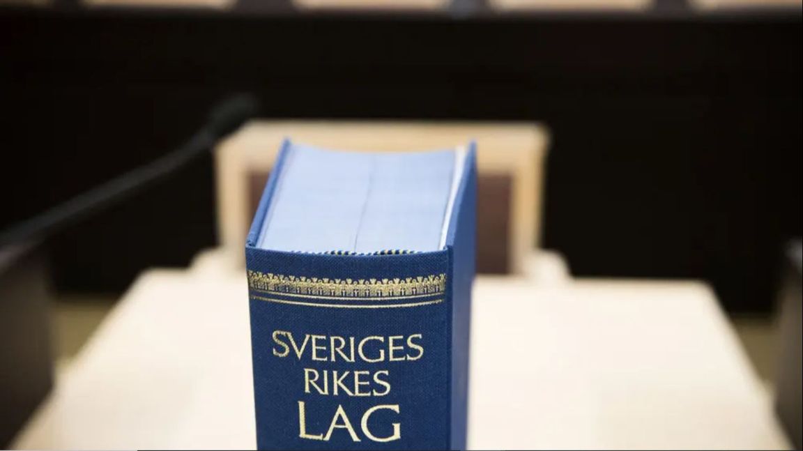 Med den skärpta lagstiftningen kan kontaktförbud omfatta större områden och elektronisk övervakning utökas för att skydda utsatta personer. Foto: TT/Arkiv