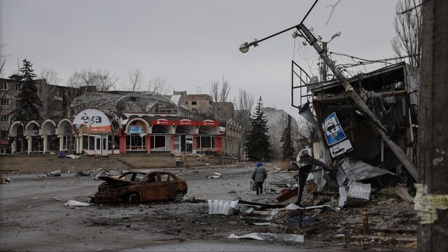 En plats med stor ekonomisk potential? Ruiner av vad som var staden i Kostjantynivka i Donetskregionen där kriget fortsätter att rasa med hög intensitet. Foto: Oleg Petrasiuk, Ukrainas 24:e mekaniserade brigads presstjänst