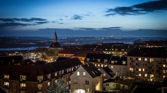 En far och hans son i Randers i Danmark åtalas för hedersmord. Foto: Randers Kommune.