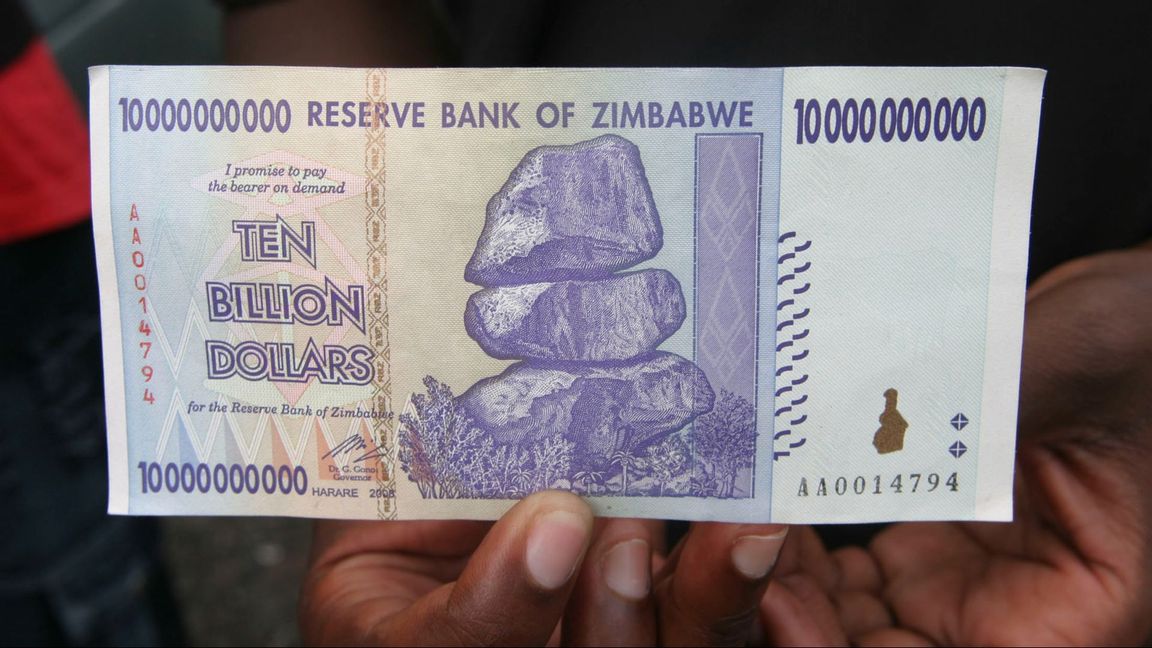 10 miljarder zimbabwiska dollar år 2008. Foto: AP Photo/TT