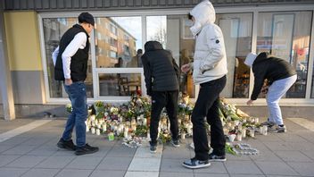 Tre personer har hittills häktats för inblandning i mordet på en 15-åring i Skogås i Huddinge kommun. Foto: Janerik Henriksson/TT