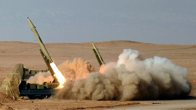 Det är svårt att väja med en oljetanker. Foto: Hossein Velayati, CC BY 4.0, via Wikimedia Commons