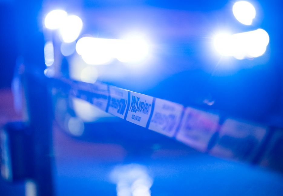 Den 16 december förra året sköts en 30-årig kvinna ihjäl utanför sin bostad i Växjö och hennes sambo utsattes för mordförsök. Arkivbild. Foto: Johan Nilsson/TT