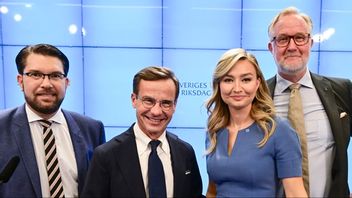 Tidöpartiernas partiledare: Jimmie Åkesson (SD), Ulf Kristersson (M), Ebba Busch (KD), Johan Pehrson (L). Foto: Jonas Ekströmer/TT