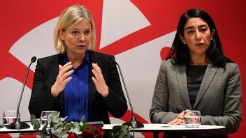 Magdalena Andersson (S) och Lawen Redar (S). Den sistnämnda har lett en arbetsgrupp inom partiet mot segregation och är den som ligger bakom det omtalade förslaget. Foto: Jakob Åkersten Brodén/TT