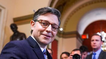 Representanthusets talman Mike Johnson var nöjd efter att ha baxat igenom budgeten. Foto: AP