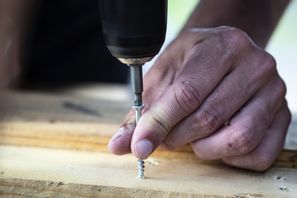 Den som vill bygga ut ska nu inte behöva söka bygglov, i alla fall inte om det är en komplementbyggnad på 30 kvadratmeter. Arkivbild. Martina Holmberg / TT