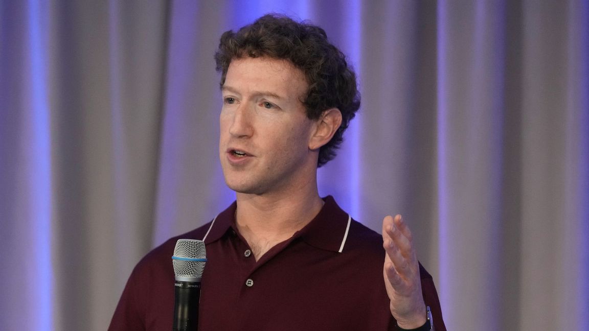 Metas VD Mark Zuckerberg polisanmäls av Utgivarna för bluffannonser på Facebook. Foto: Jeff Chiu/AP/TT