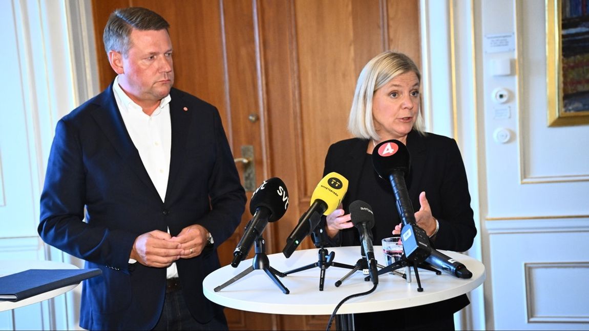 Magdalena Andersson och Tobias Baudin måste svara på om presstödet har gått till trollens löner. Foto: Claudio Bresciani/TT