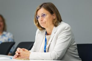 Miljöpartiets Isabella Lövin under en pressträff i Europaparlamentet i Strasbourg. Arkivbild. Caisa Rasmussen/TT