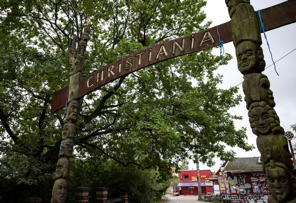 Huvudingången från Prinsessegade till fristaden Christiania i Köpenhamn i september 2023. Foto: Johan Nilsson/TT