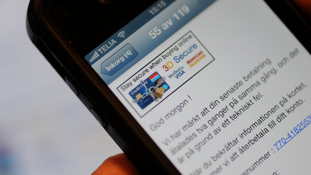 En man och en kvinna i 90-årsåldern utsattes för bedrägeri. Foto: Leif R Jansson / TT