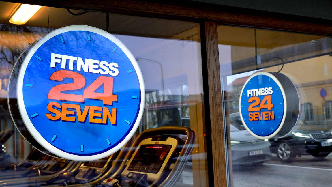 Fitness 24seven i Svedala har skapat sömnproblem för de boende ovanför. Hyresgästerna har nu vunnit i hyresnämnden men störningarna fortsätter. Foto: Janerik Henriksson/TT