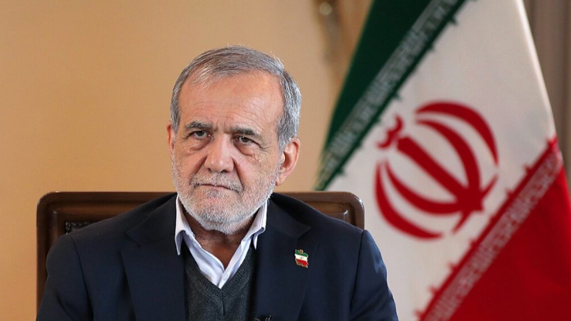 Irans president Masoud Pezeshkian. Foto: Khamenei.ir/Wikimedia Commons (CC BY 4.0)