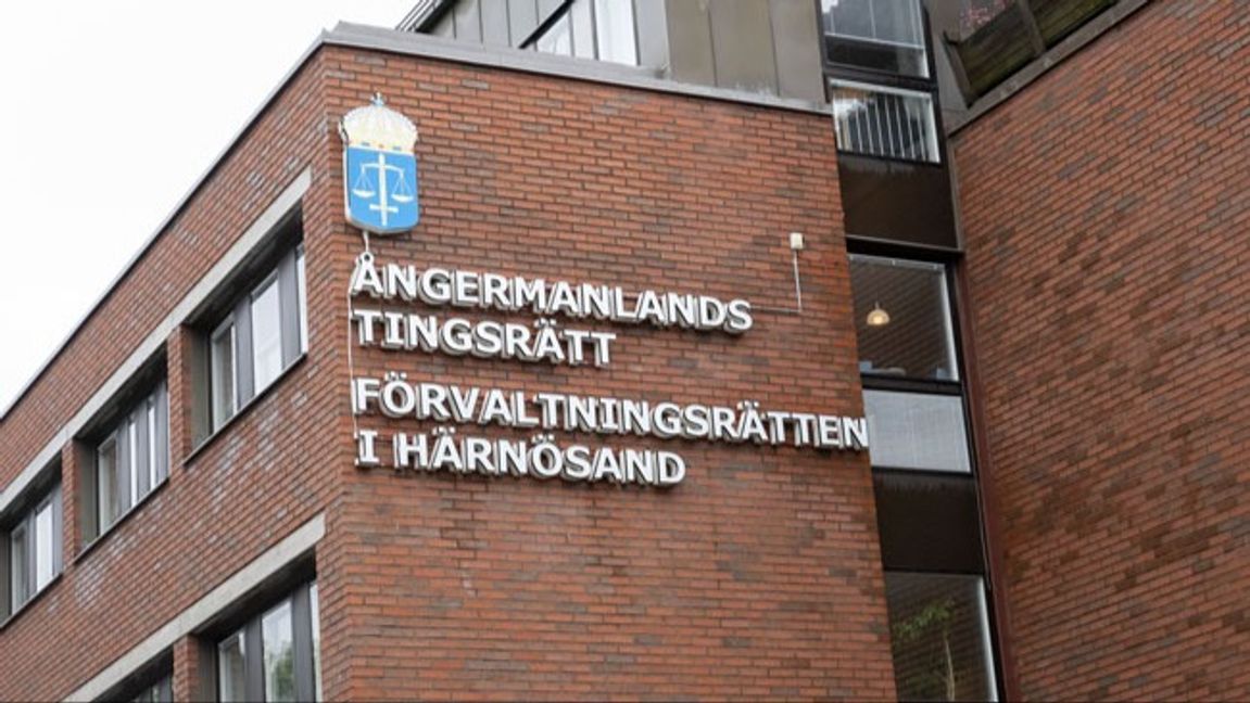 Ångermanlands tingsrätt, där rättegången kommer att hållas. Foto: Fredrik Sandberg/TT.
