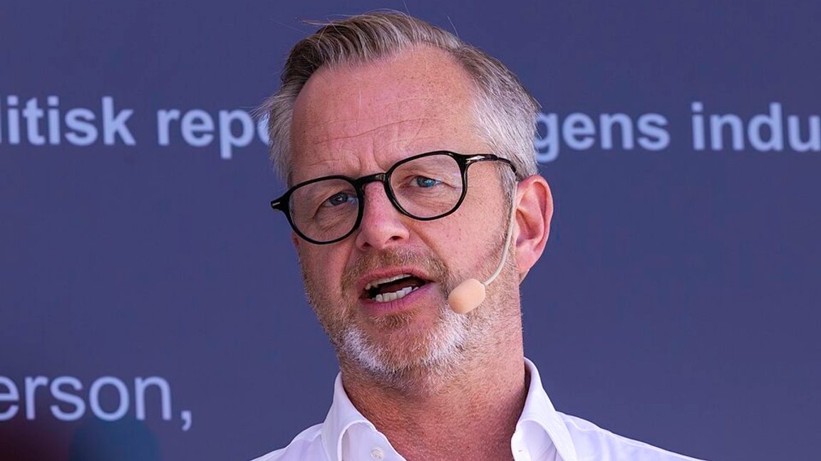 Internt S-krav – inför miljardärsskatt