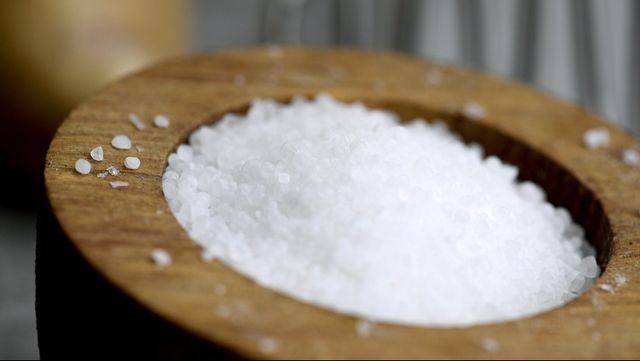 Deltagarna i en studie sänkte sitt blodtryck på en vecka genom att minska på saltet. Arkivbild. Foto: JANERIK HENRIKSSON/TT