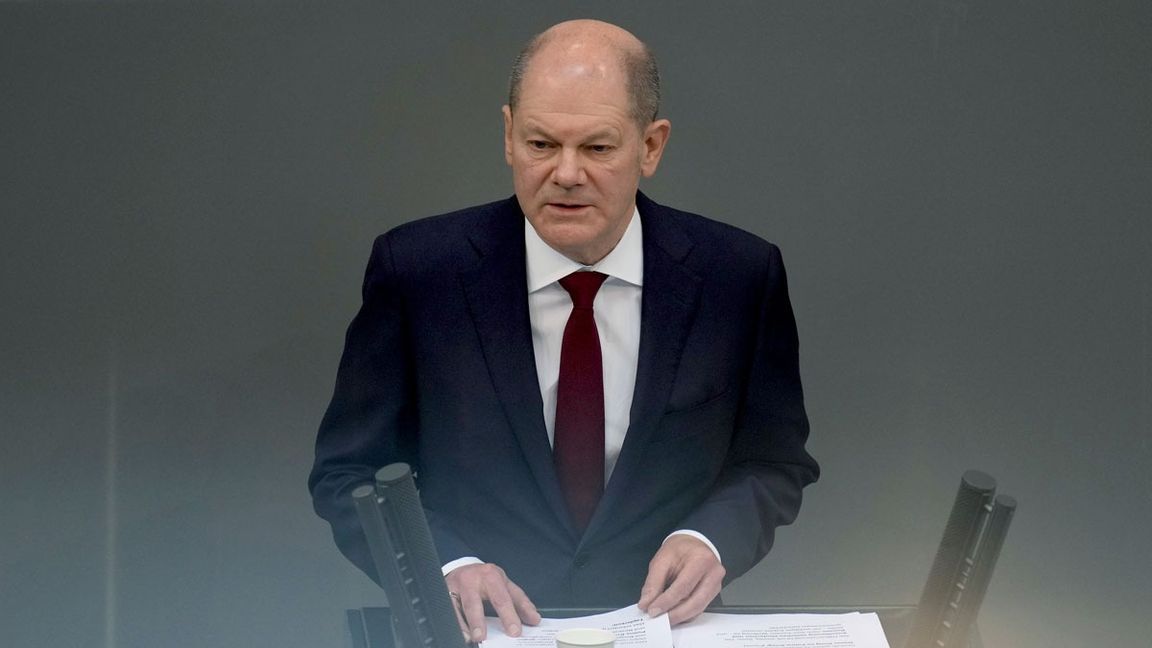 Förbundskansler Olaf Scholz förklarade Tysklands nya försvarsdoktrin. Foto: AP