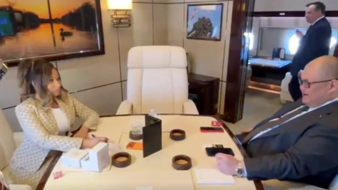 Steven Cheung delade videon med Nicki Minaj från Air Force One på X. Bild: Skärmdump X