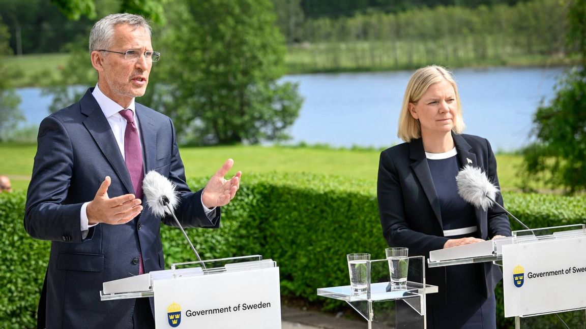 Statsminister Magdalena Andersson (S) och Natos generalsekreterare Jens Stoltenberg. Foto: Henrik Montgomery/TT	